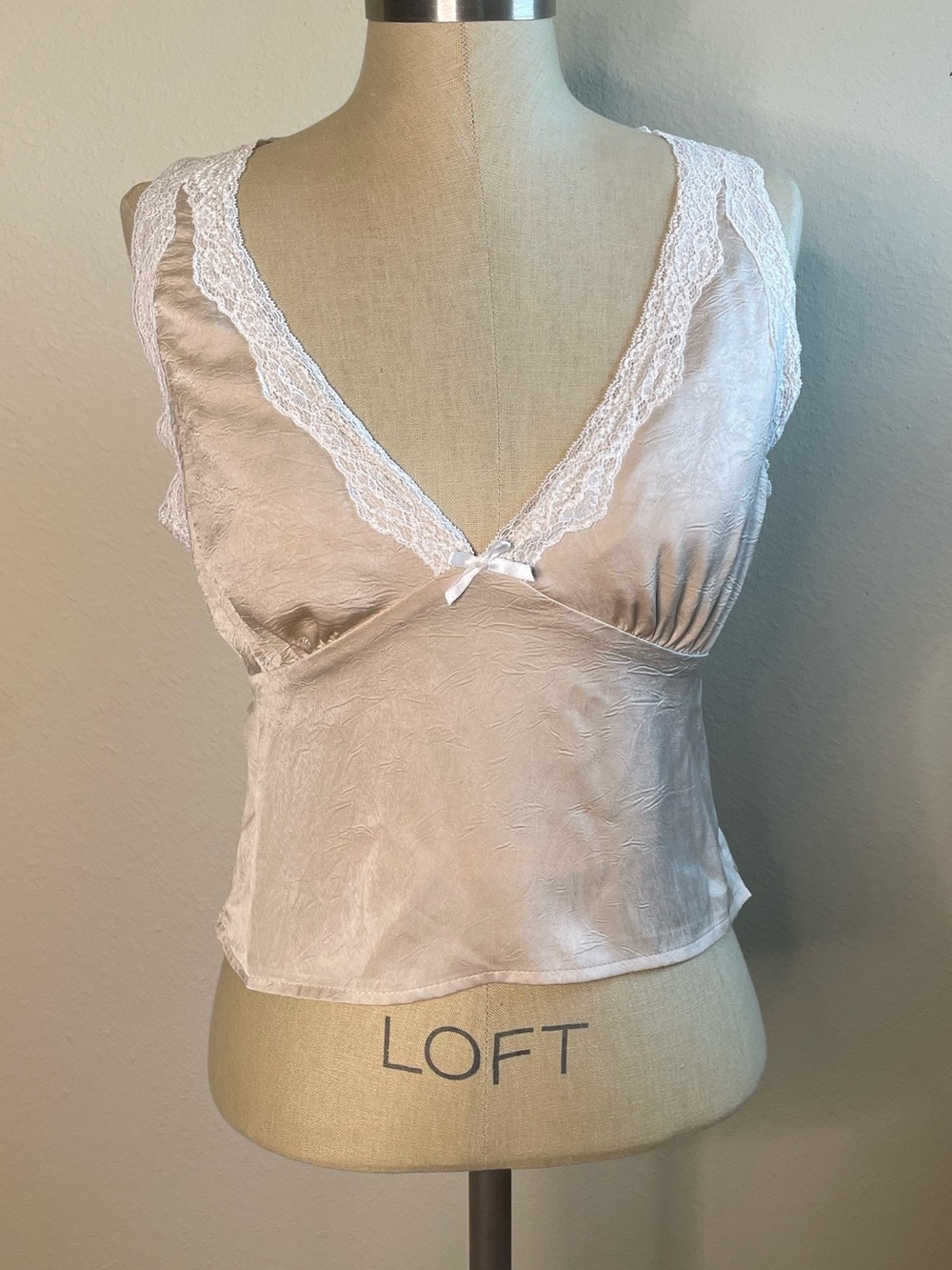 NWT one clothing Cream Lace Detail Tank